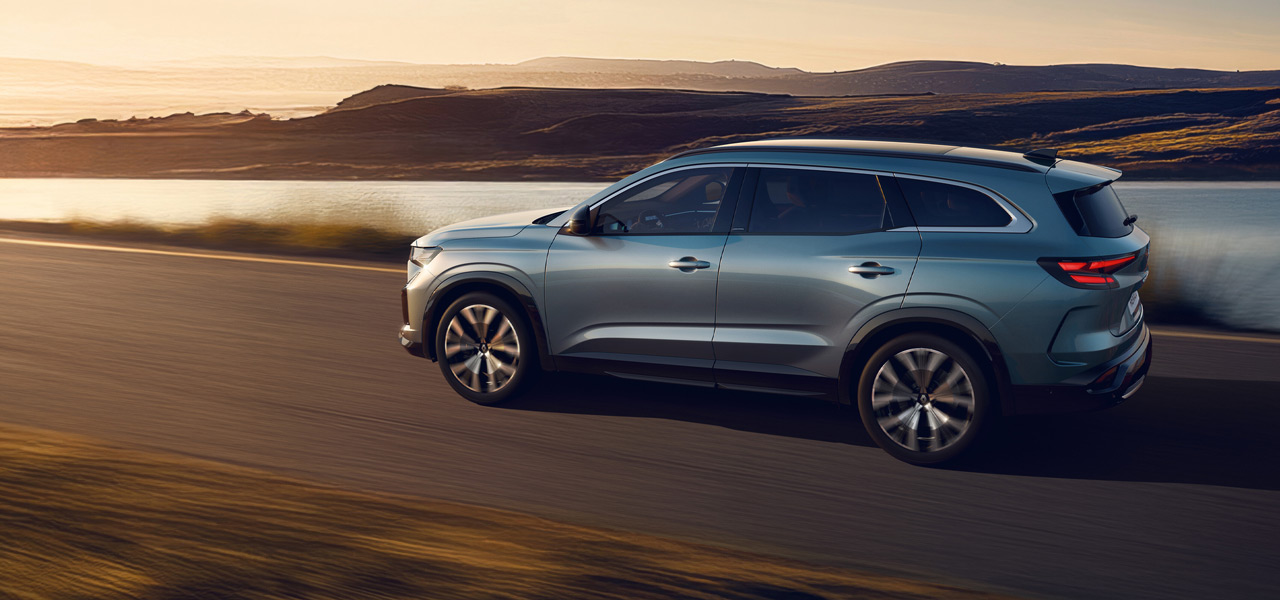 Nouveau Espace full hybrid E-Tech